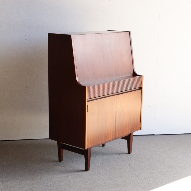 エリオッツオブニューベリーのビューロー