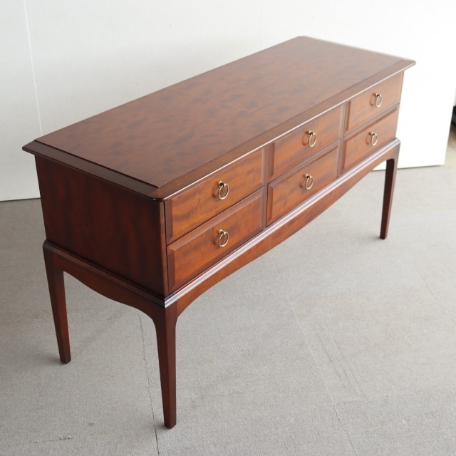 スタッグSTAGのチェスト