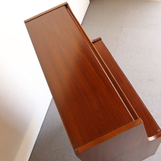 エリオッツオブニューベリーのビューロー