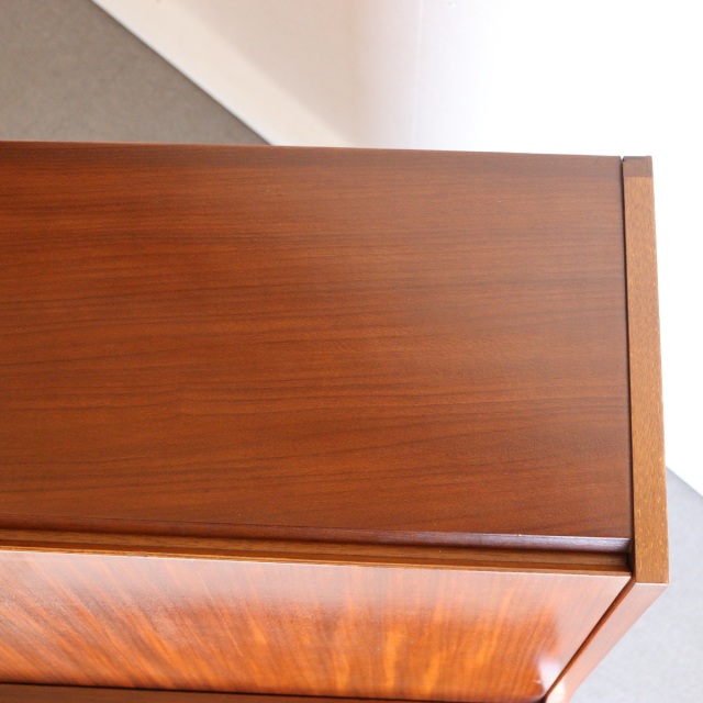 エリオッツオブニューベリーのビューロー