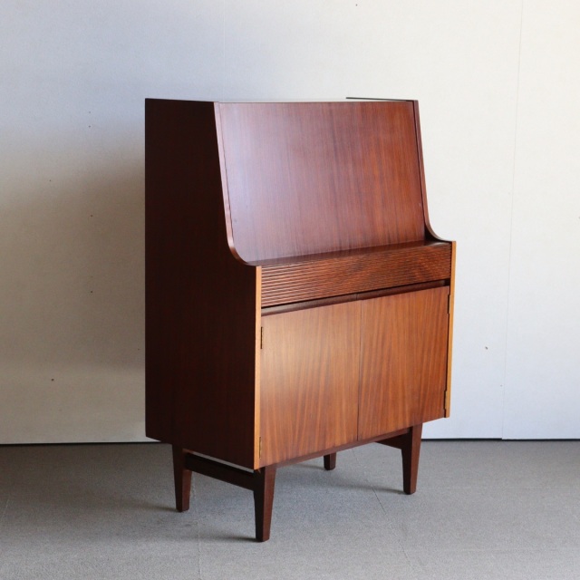 エリオッツオブニューベリーのビューロー