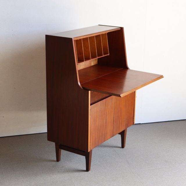 エリオッツオブニューベリーのビューロー