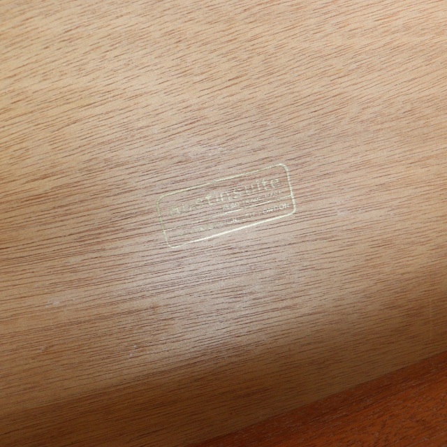 オースティンスイートAustinsuiteのサイドボード