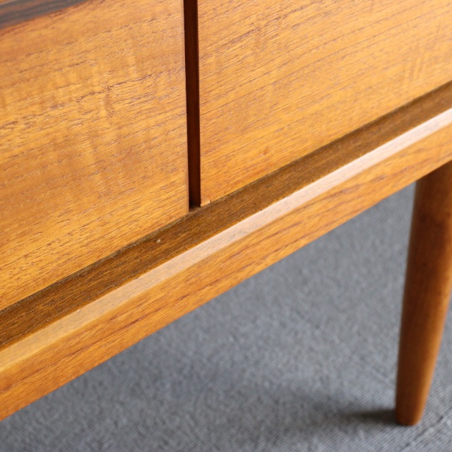 オースティンスイートAustinsuiteのサイドボード