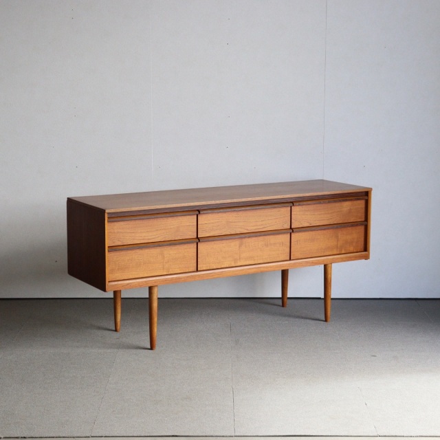 オースティンスイートAustinsuiteのサイドボード