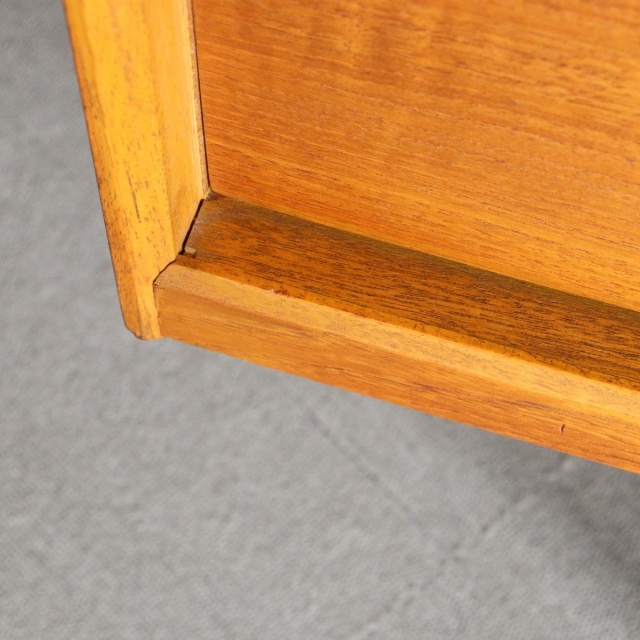 オースティンスイートAustinsuiteのサイドボード