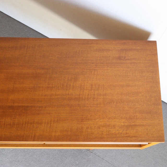 オースティンスイートAustinsuiteのサイドボード