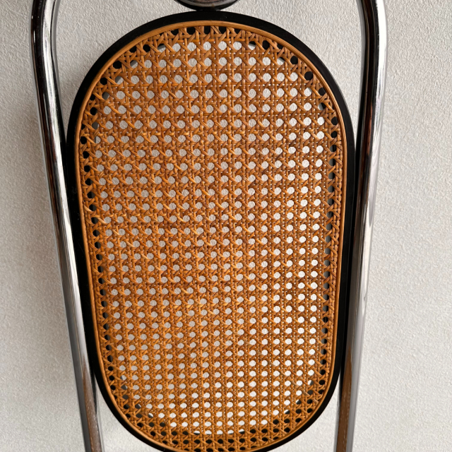 トーネットのクロム製ハイバックチェア