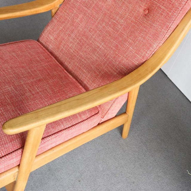 ビューティリティ製のアームチェア、ソファ