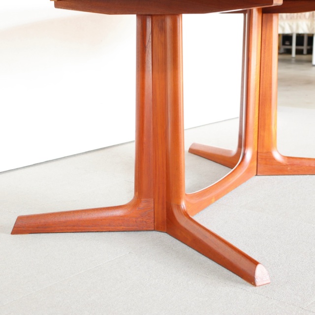 最後の晩餐できます】 Gudme Mobelfabrik製 デンマーク ダイニング