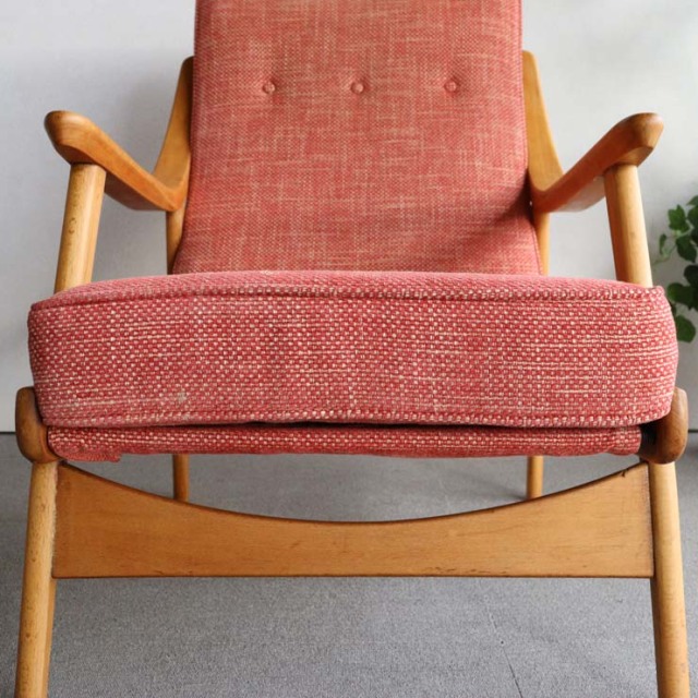 ビューティリティ製のアームチェア、ソファ