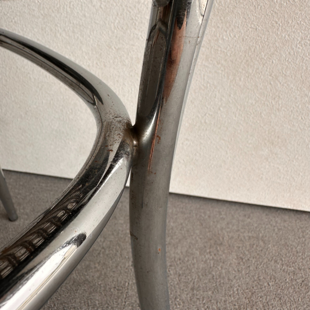 トーネットのクロム製ハイバックチェア