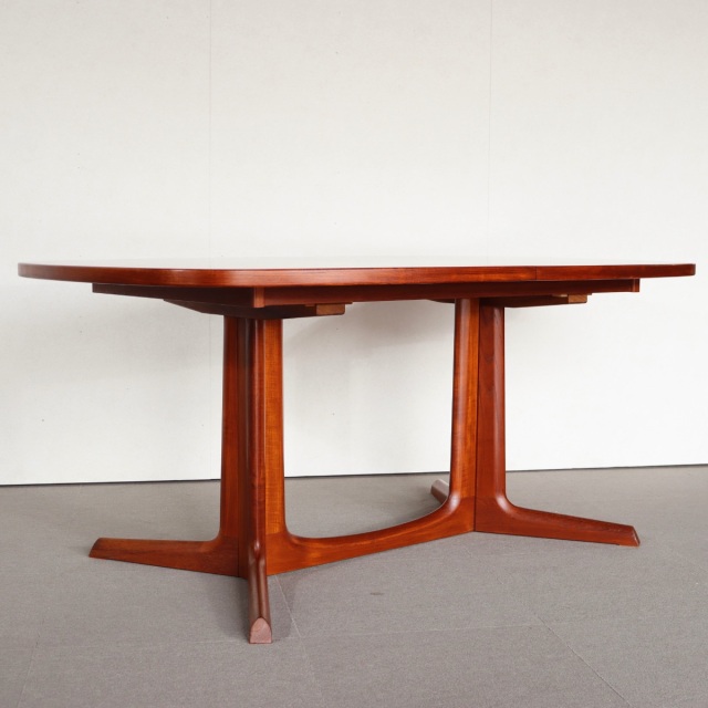 送料込み】【最後の晩餐できます】 デンマーク製チーク材のダイニング