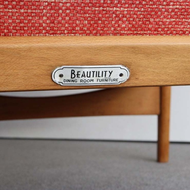 ビューティリティ製のアームチェア、ソファ