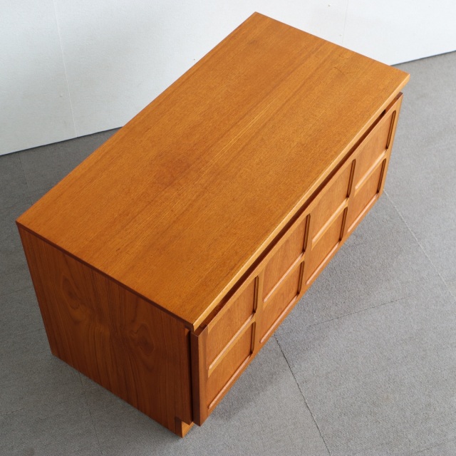 ネイサンNathanのユニット