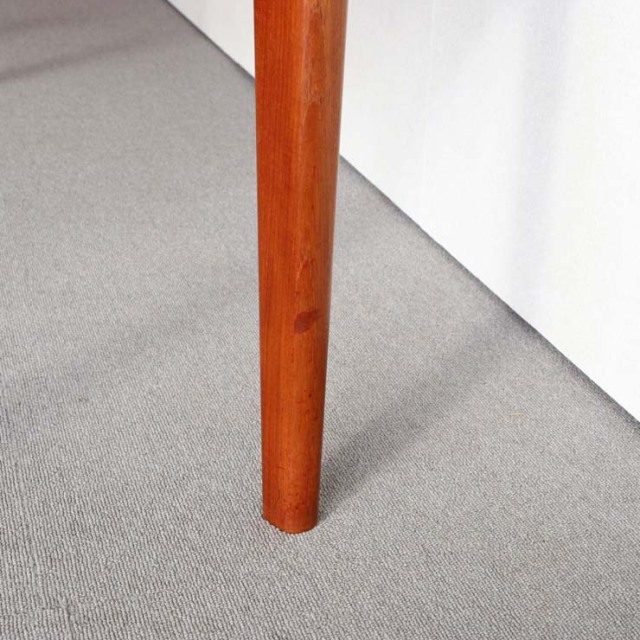 デンマーク製のヴィンテージダイニングテーブル