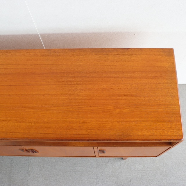 ジープランG-PLANのFrescoサイドボード