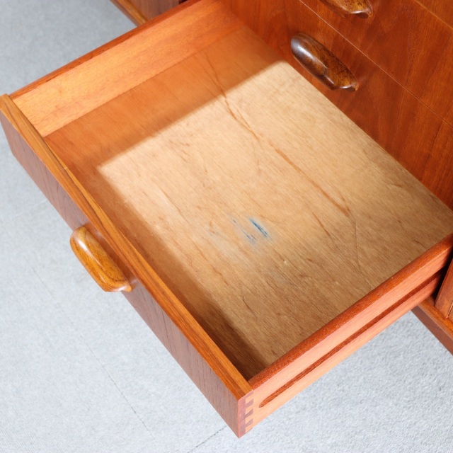 ジープランG-PLANのサイドボード