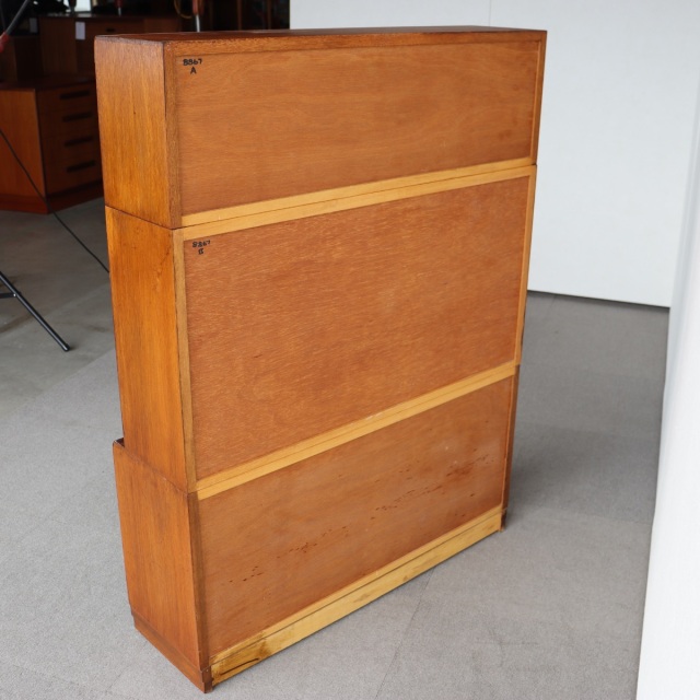 シンプレックスSimplexのブックケース