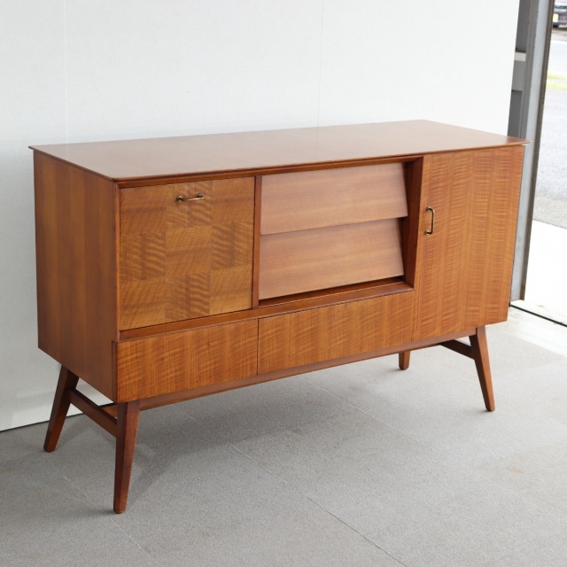 ビューティリティBEAUTILITYのサイドボード