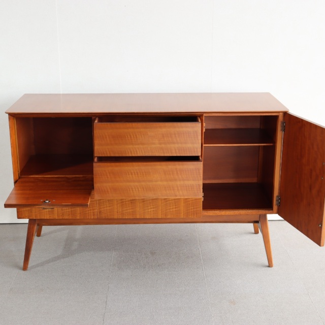 ビューティリティBEAUTILITYのサイドボード