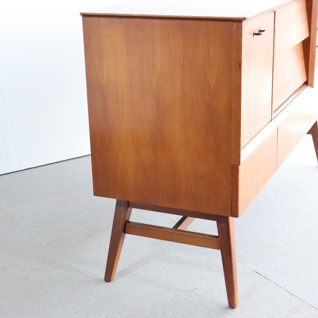 ビューティリティBEAUTILITYのサイドボード