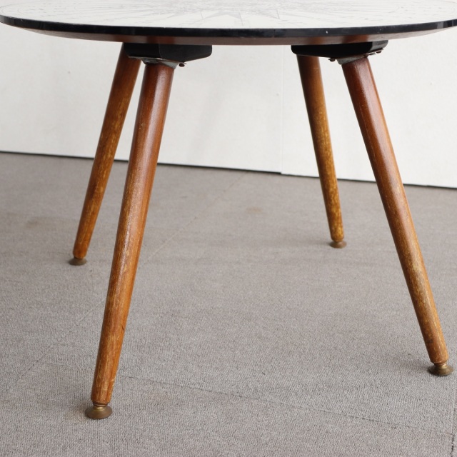 英国ヴィンテージのコーヒーテーブル