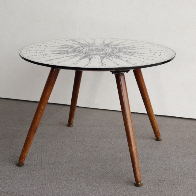 英国ヴィンテージのコーヒーテーブル