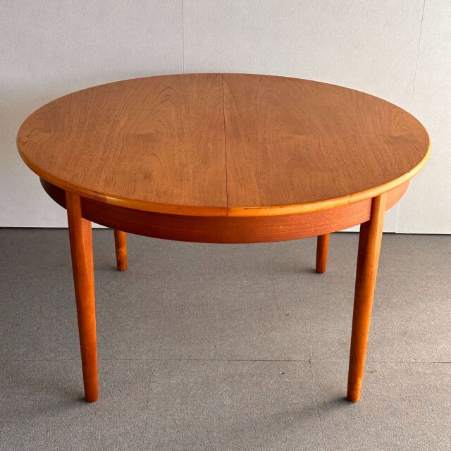 イギリス ビンテージ家具 ダイニングテーブル バタフライ 木製 英国 6642d 楽天市場】イギリスビンテージ バタフライテーブル デコラ板