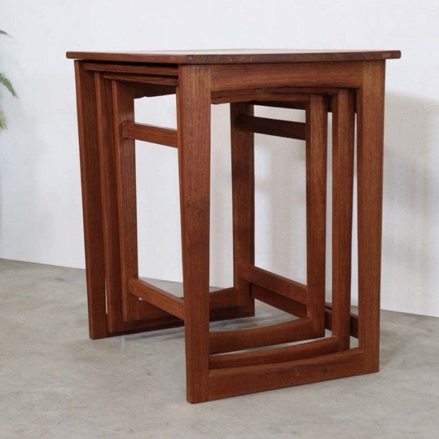 ネストテーブル habitat イギリス製 Simple Vintage Nest Table 商品番号【122078】