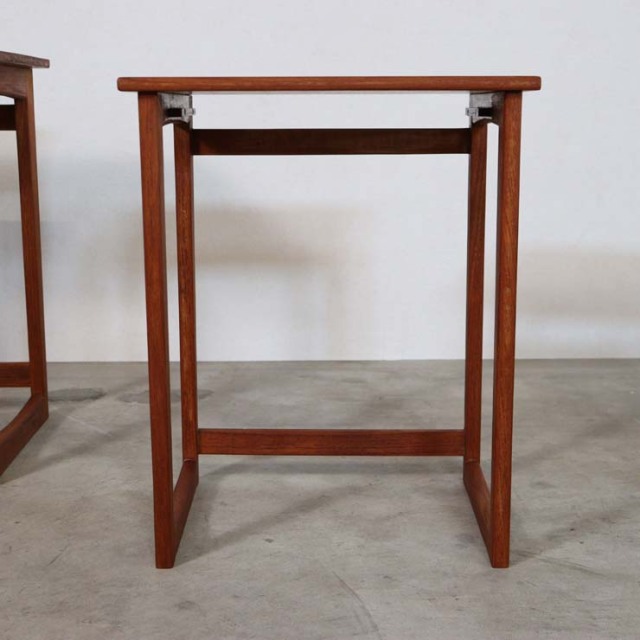 Simple Vintage Nest Table 商品番号【122078】