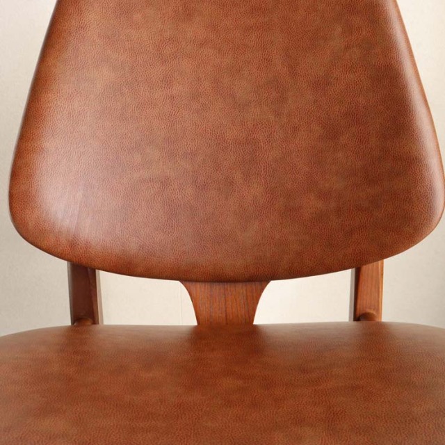 エリオッツオブニューベリーのダイニングチェア