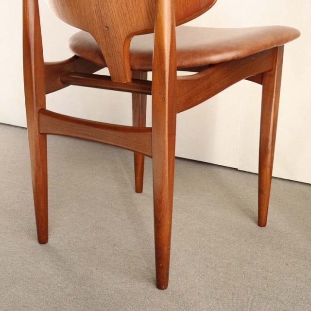 エリオッツオブニューベリーのダイニングチェア