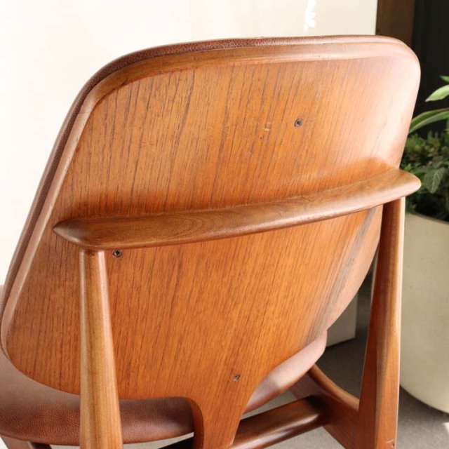 エリオッツオブニューベリーのダイニングチェア