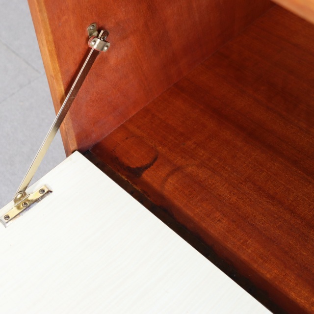 ビューティリティBEAUTILITYのサイドボード