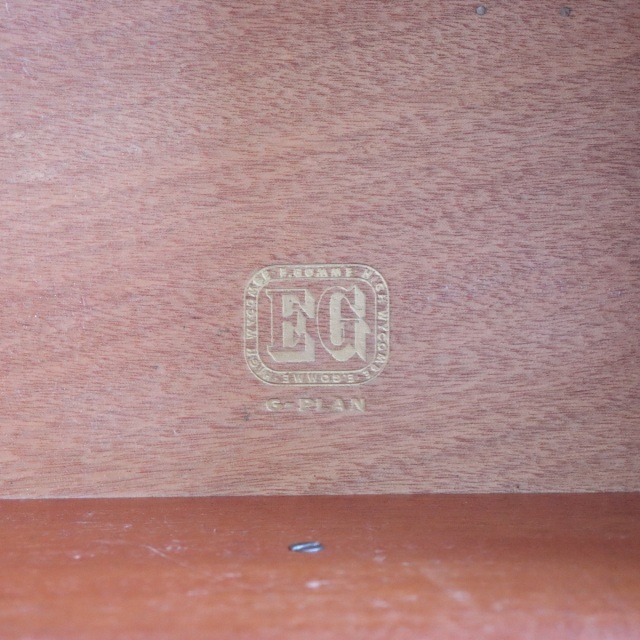 ジープランG-PLANのデスク