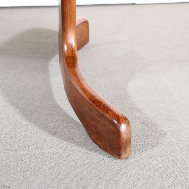 ジープランG-PLANのオーバル型ダイニングテーブル。チーク材の木目が美しい北欧ヴィンテージ。しっかりとメンテナンスされた上質な一台。