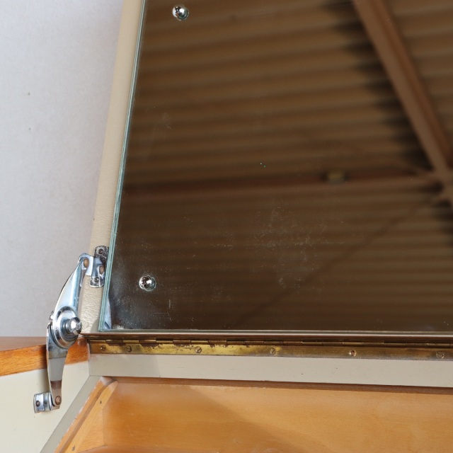 ジープランG-PLANのデスク