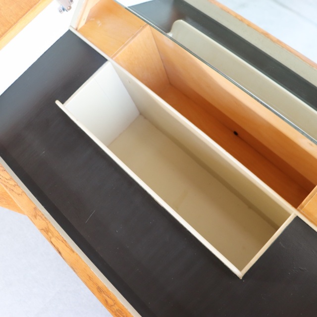 ジープランG-PLANのデスク