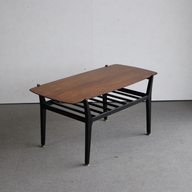 ネイサンNATHANのコーヒーテーブル