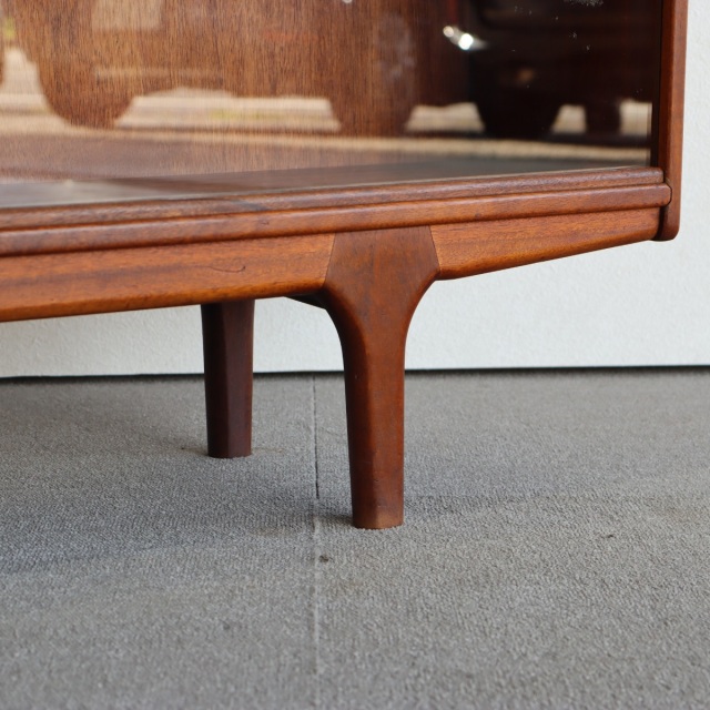 マッキントッシュMacintoshのブックケース