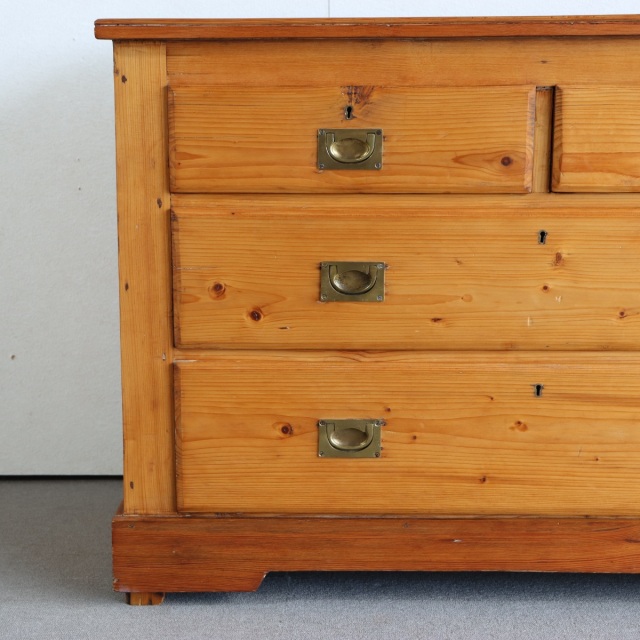 英国ヴィンテージのチェスト