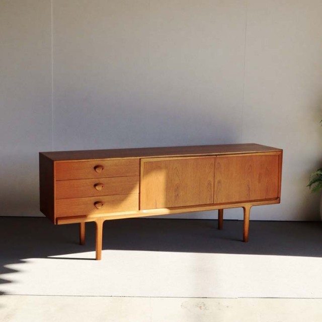 マッキントッシュMcintoshのサイドボード