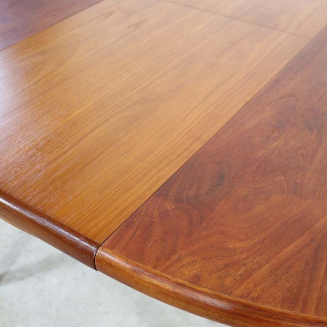 チーク材の円形のエクステンション可能なテーブル、23125