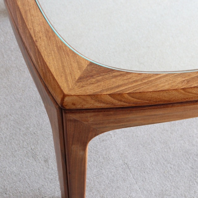 ジープランG-PLANのコーヒーテーブル