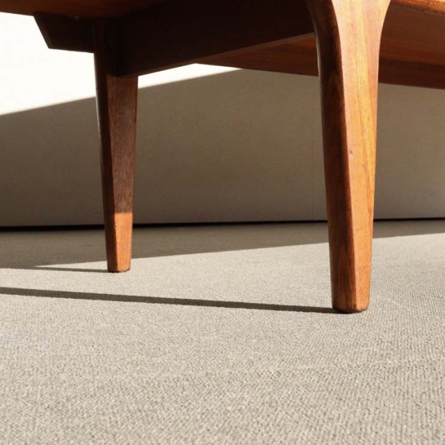 ヤンガーYOUNGERのサイドボード