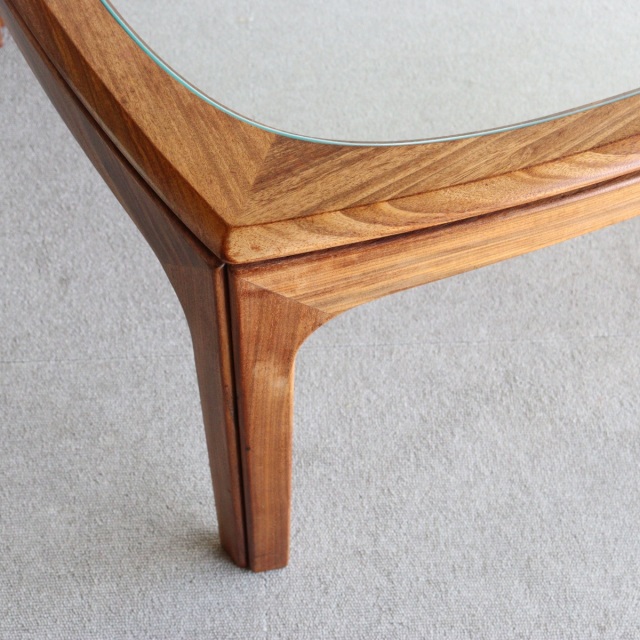 ジープランG-PLANのコーヒーテーブル