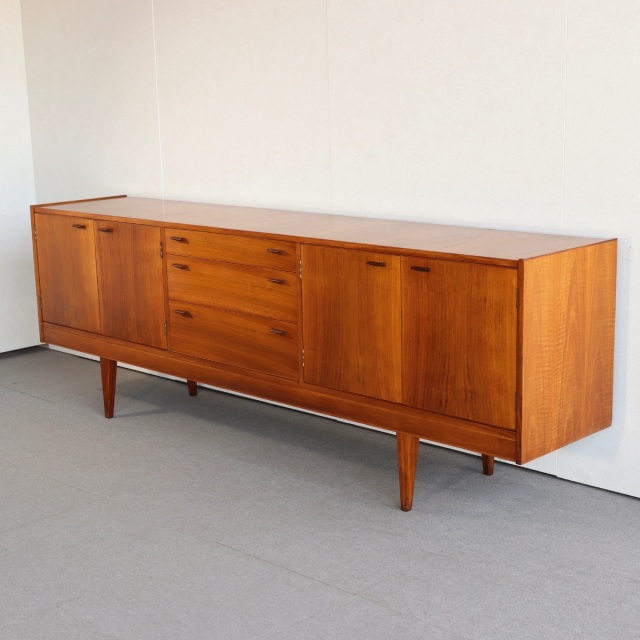 アルフレッドコックスALFRED COXのサイドボード