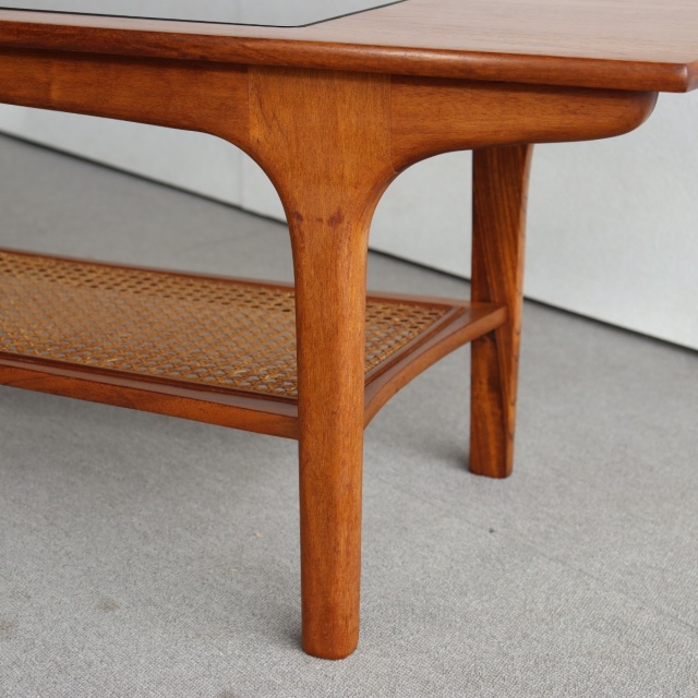 英国ヴィンテージのチーク材のコーヒーテーブル