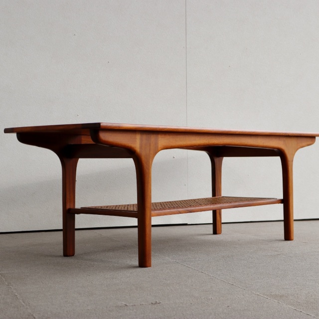 英国ヴィンテージのチーク材のコーヒーテーブル